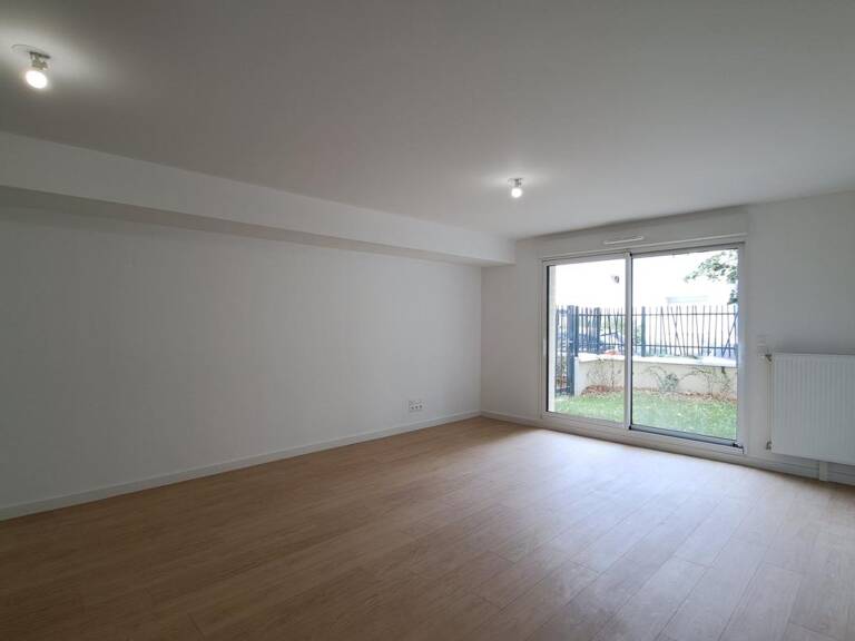 Appartement neuf à louer — photo 1