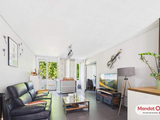 SAINT-REMI APPARTEMENT TRAVERSANT T4 AVEC BALCON — photo du bien