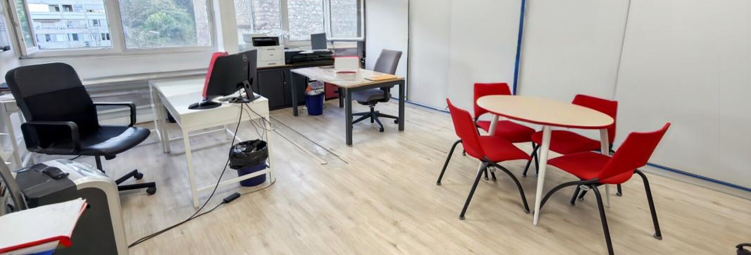 Bureau  26 m² à louer à Orléans (45000)