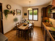 Proximité et vue sur  village d'Antraigues-Asperjoc — photo 2