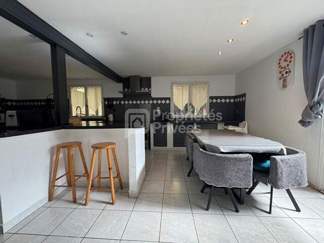 Ensemble immobilier - Maison 160 m² + 2 hangars + grand terrain - Barlin — photo du bien