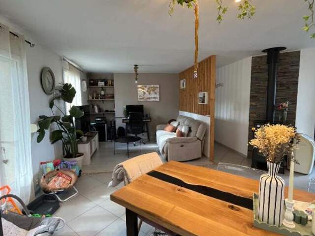 Maison  de 2017 Biras 95 m2 — photo du bien