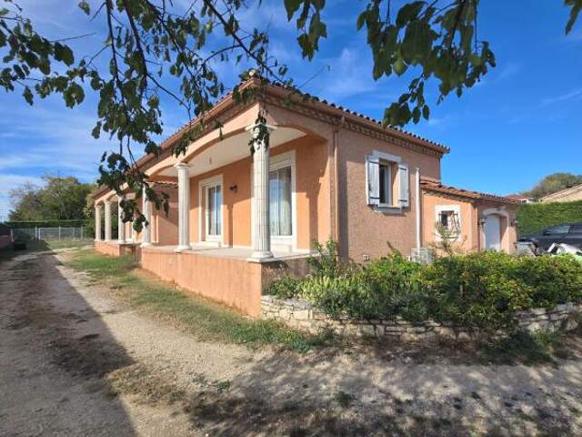Villa Bagard 7 pièce(s) 219 m2  avec piscine  sur plus de 2000 M2 — photo du bien