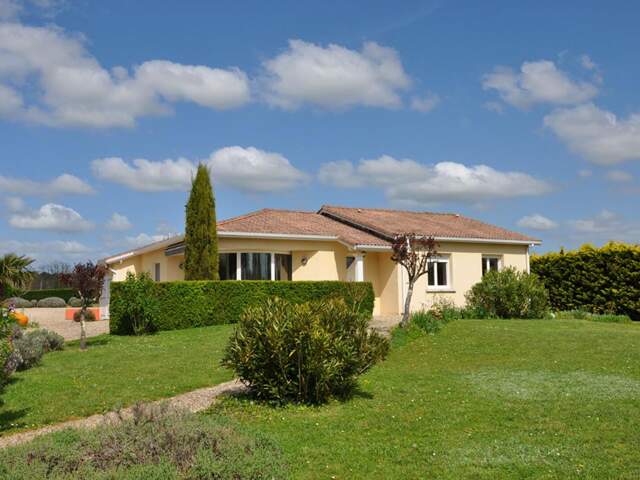 Maison Saint Astier 7 pièce(s) 122 m2 — photo du bien