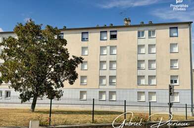 Appartement 3 pièces 81000 €