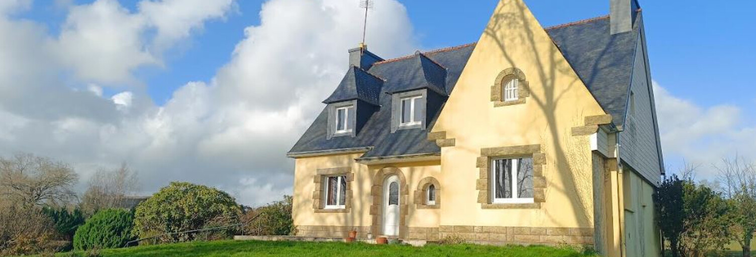 Maison 7 Pièces 152 m² à vendre à Châteauneuf-du-Faou (29520)