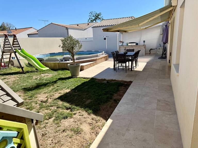 Maison Semussac 5 pièce(s) 92 m2 plain pied — photo 1