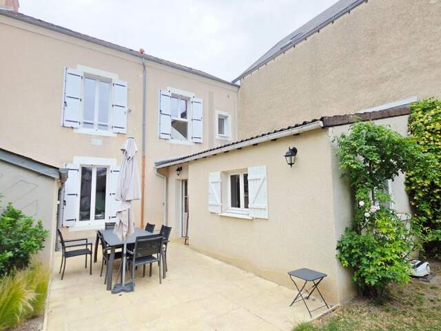 BOURGES MAISON DE 173M² 6 PIECES 4 CHAMBRES — photo du bien