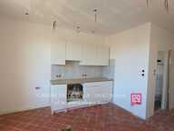 BÉZIERS, Immeuble avec 3 T2, terrasse et balcons , Fort potentiel locatif — photo 4