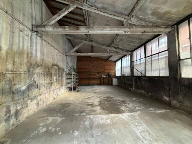 Garage À Louer — photo 1