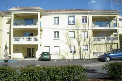 Appartement 3 pièces 803 €
