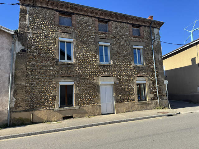 Maison T4 centre village Anneyron — photo du bien