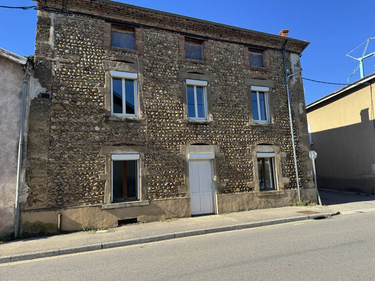 Maison T4 centre village Anneyron — photo 1