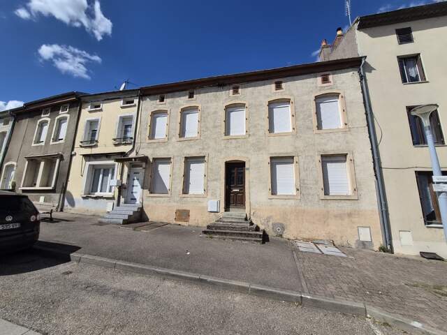 Maison 14 pièces 280 m&sup2; — photo du bien