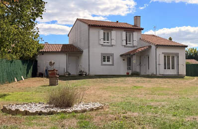 Maison familiale 100 m2 avec 3 chambres, garage et terrain — photo du bien