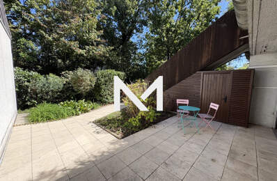 Les Buclos - T4 transformé en T3 - jardin et stationnement — photo du bien