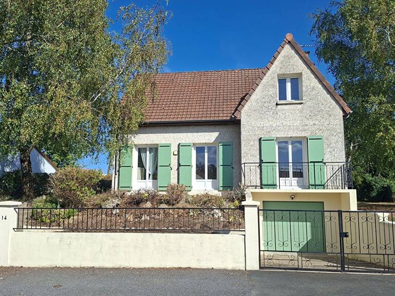 MAISON FAMILIALE SUR SOUS SOL - QUARTIER CALME CHÂTELLERAULT — photo 1