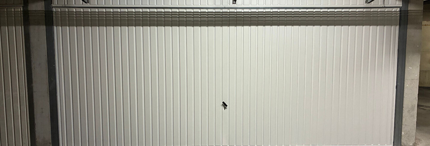 Garage  20 m² à louer à La Penne-sur-Huveaune (13821)