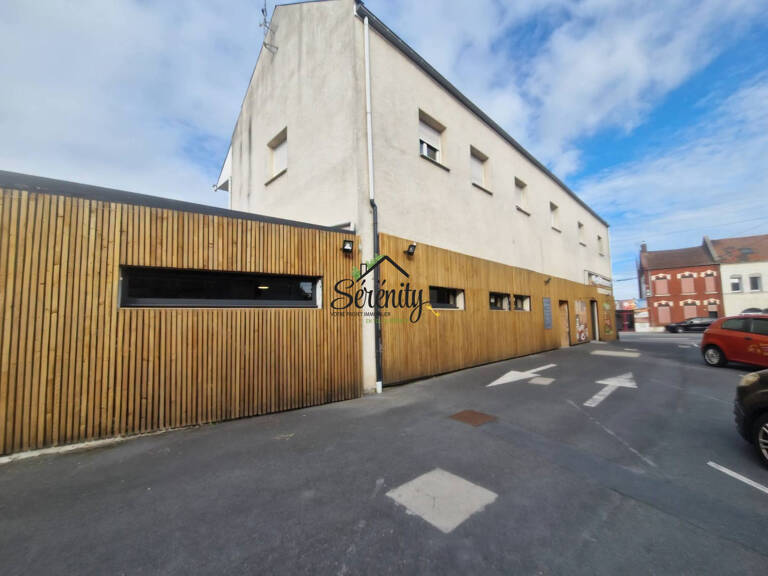 local commercial en RDC , 318 M2 + PARKING — photo 1