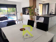 Maison contemporaine 3 chambres avec piscine au sel chauffée — photo 2