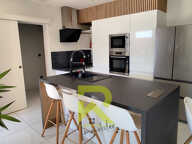 Maison contemporaine 3 chambres avec piscine au sel chauffée — photo 3