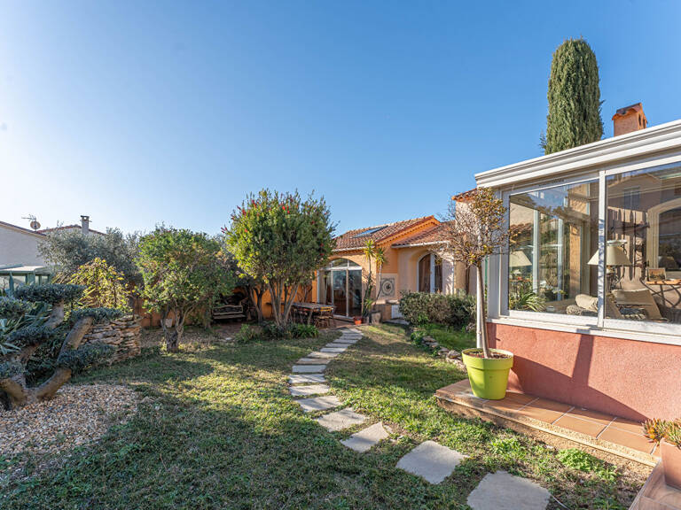 A VENDRE - Maison de plain pieds Coeur de Village T6 - Sausset-les-Pins avec garage — photo 1