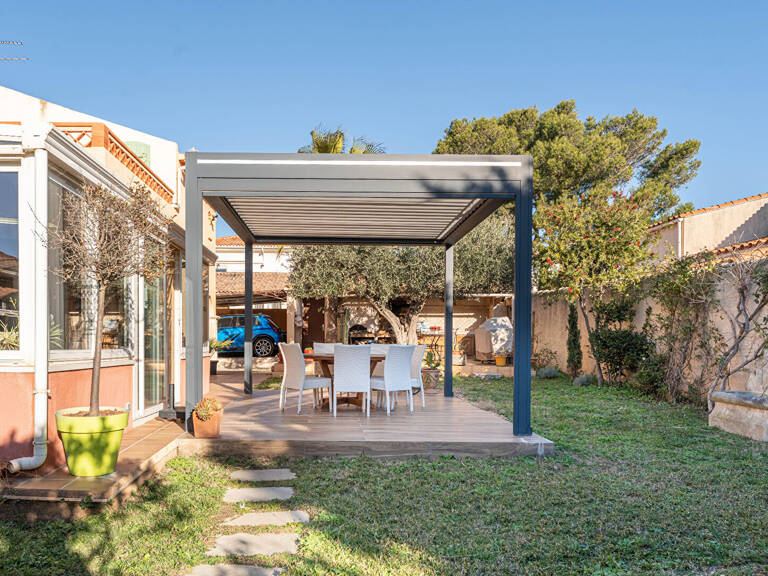 A VENDRE - Maison de plain pieds Coeur de Village T6 - Sausset-les-Pins avec garage — photo 1