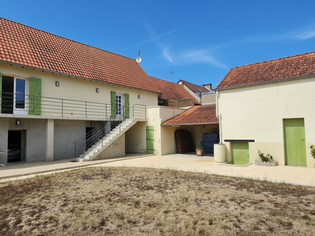 Vente Maison de ville 5 pièces — photo du bien