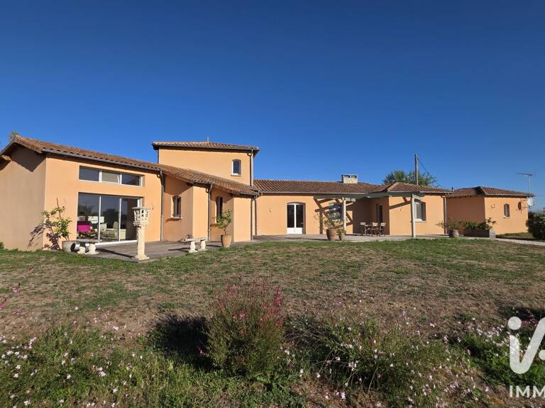 Vente Maison/villa 7 pièces — photo 1