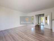 RARE sur le secteur - Le Pecq grand studio de 46m2 balcon, cave, parking, ascenseur, gardien... — photo 3