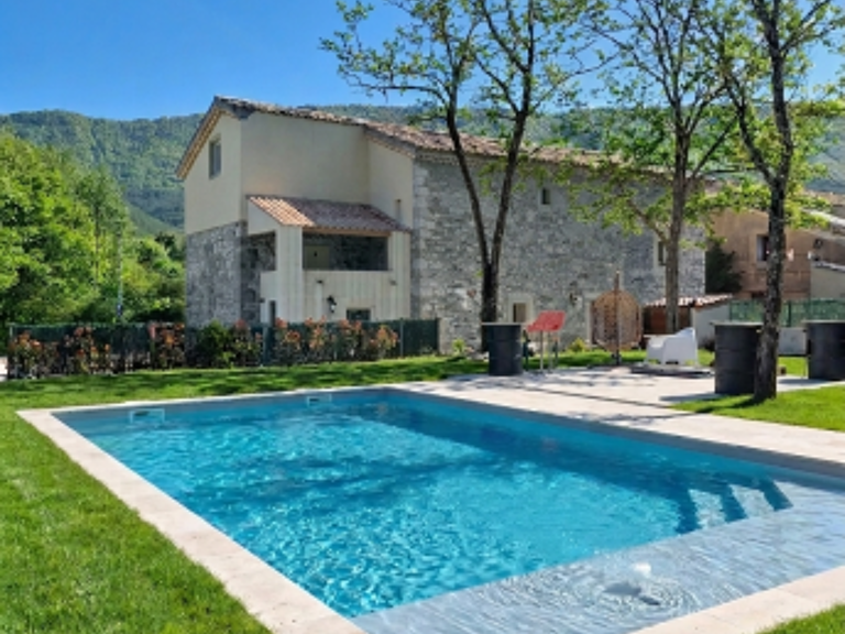 Vente Maison traditionnelle 8 pièces — photo 1