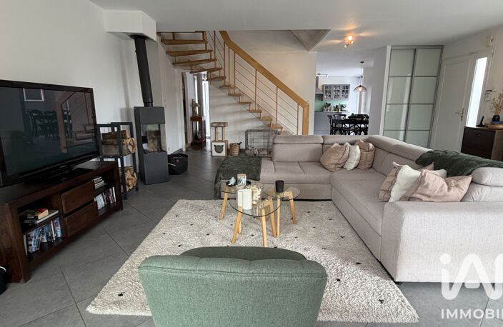 Vente Maison/villa 8 pièces — photo 4
