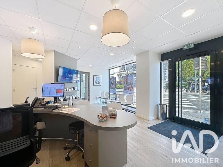 Vente Boutique/Local commercial 59 m&sup2; — photo 1