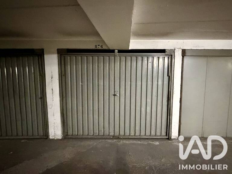 Vente Garage 12 m&sup2; — photo 1