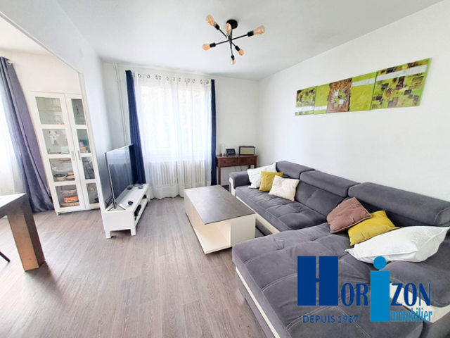 ANDRÉZIEUX-BOUTHÉON APPARTEMENT EN DUPLEX + JARDIN PRIVATIF — photo du bien