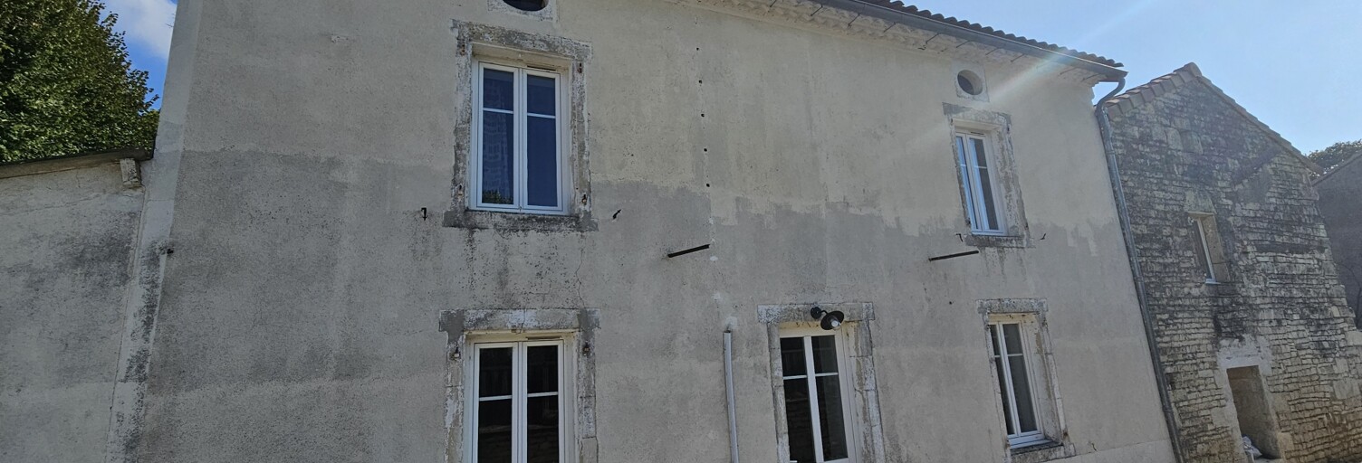 Maison 4 Pièces 147 m² à vendre à Villognon (16230)
