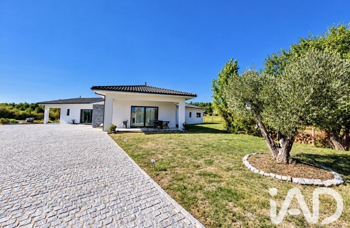 Vente Maison/villa 8 pièces — photo 4