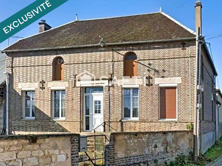 Ancien corps de ferme au potentiel unique ! — photo 1