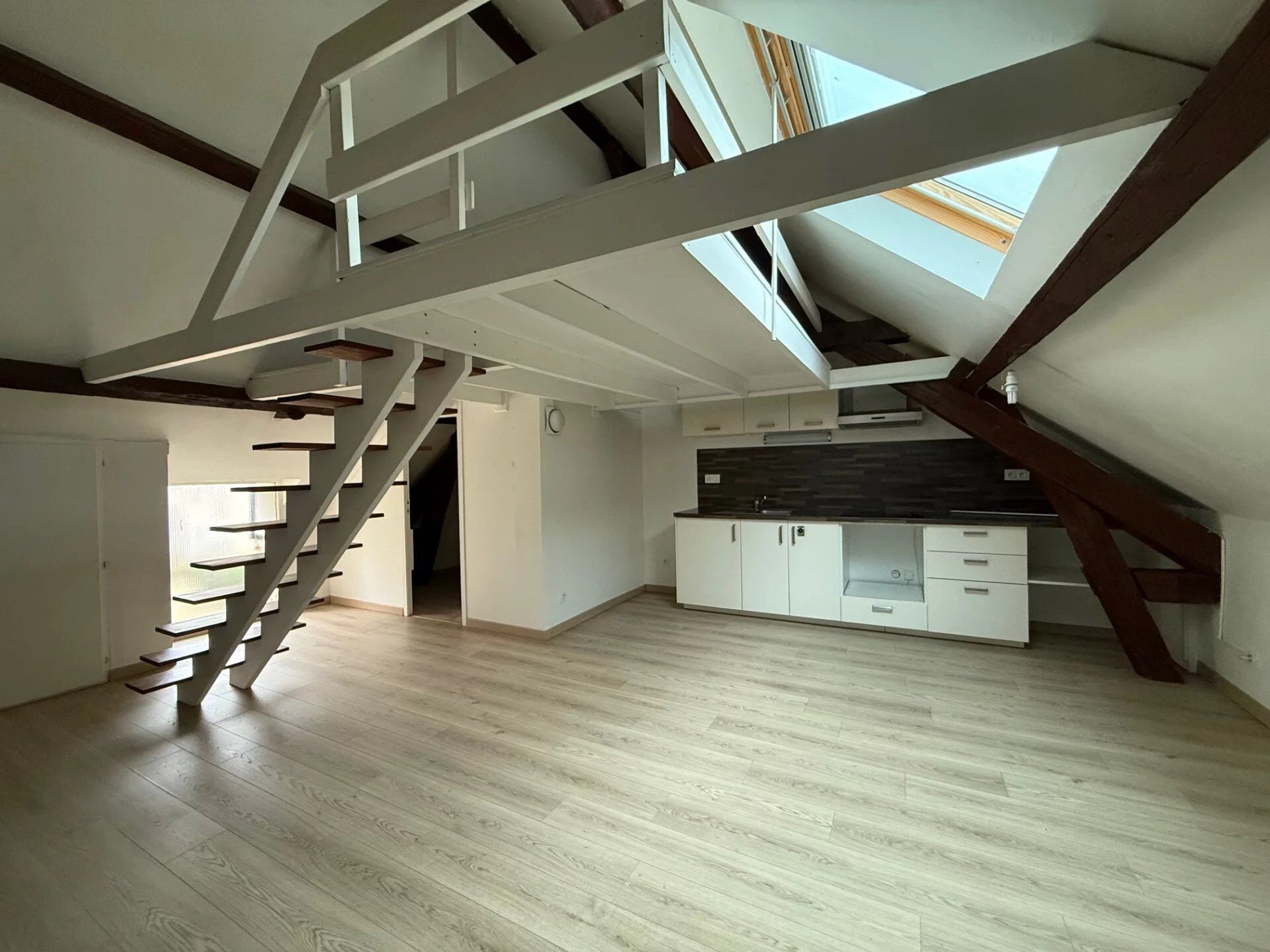 Appartement 1 pièce 28 m² · à Combs-la-Ville · 28 m² · 665 €/mois