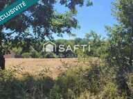 Terrain constructible de 1098 m² avec vue dégagée, borné, hors lotissement, proche commodités — photo 3