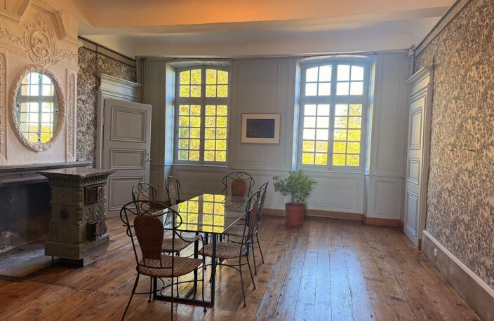 Ancienne maison de Maître de forge du XVIII éme siècle  335 m²  Parc clos de 5 425 m² et dépendances — photo 2
