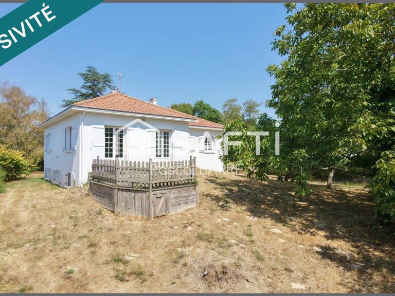 Maison lumineuse avec sous-sol et grand terrain — photo 1