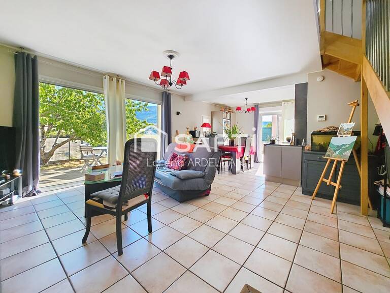Maison t4 , renovee avec une vue ireprochable — photo 1