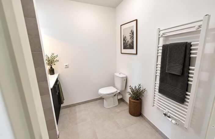 dernier lots offre a découvrir; un beau T2 neuf de 44,50 lumineux et parfaitement agencé, bénéficiant dune agréable loggia de 7m2 — photo 3