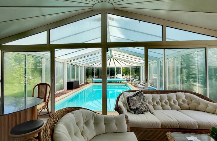 Maison 200 m² avec piscine sur parc de 4 300 m² — photo 3