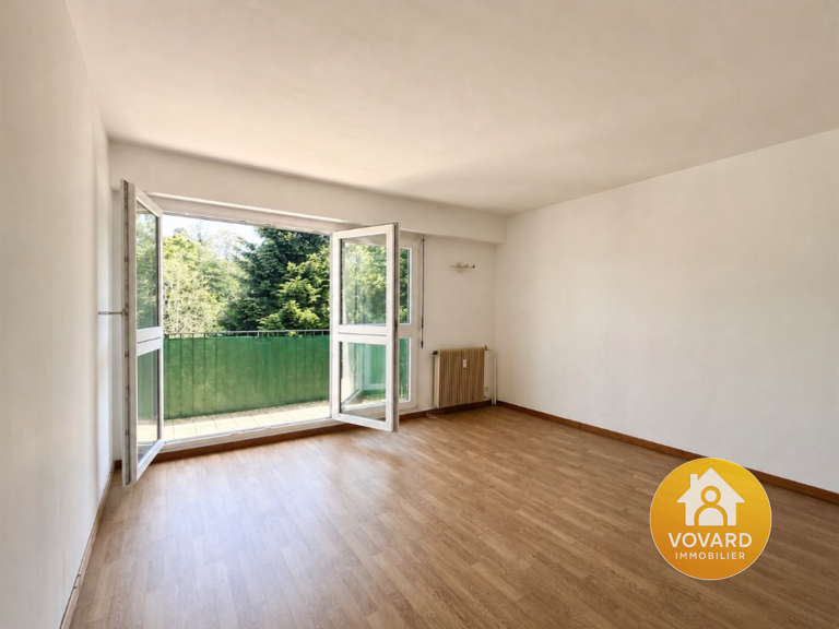 Appartement F3 - 2 chambres dans résidence avec beau parc ar — photo 1