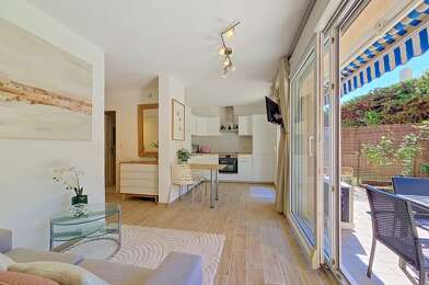 Appartement 2 pièces 270900 €