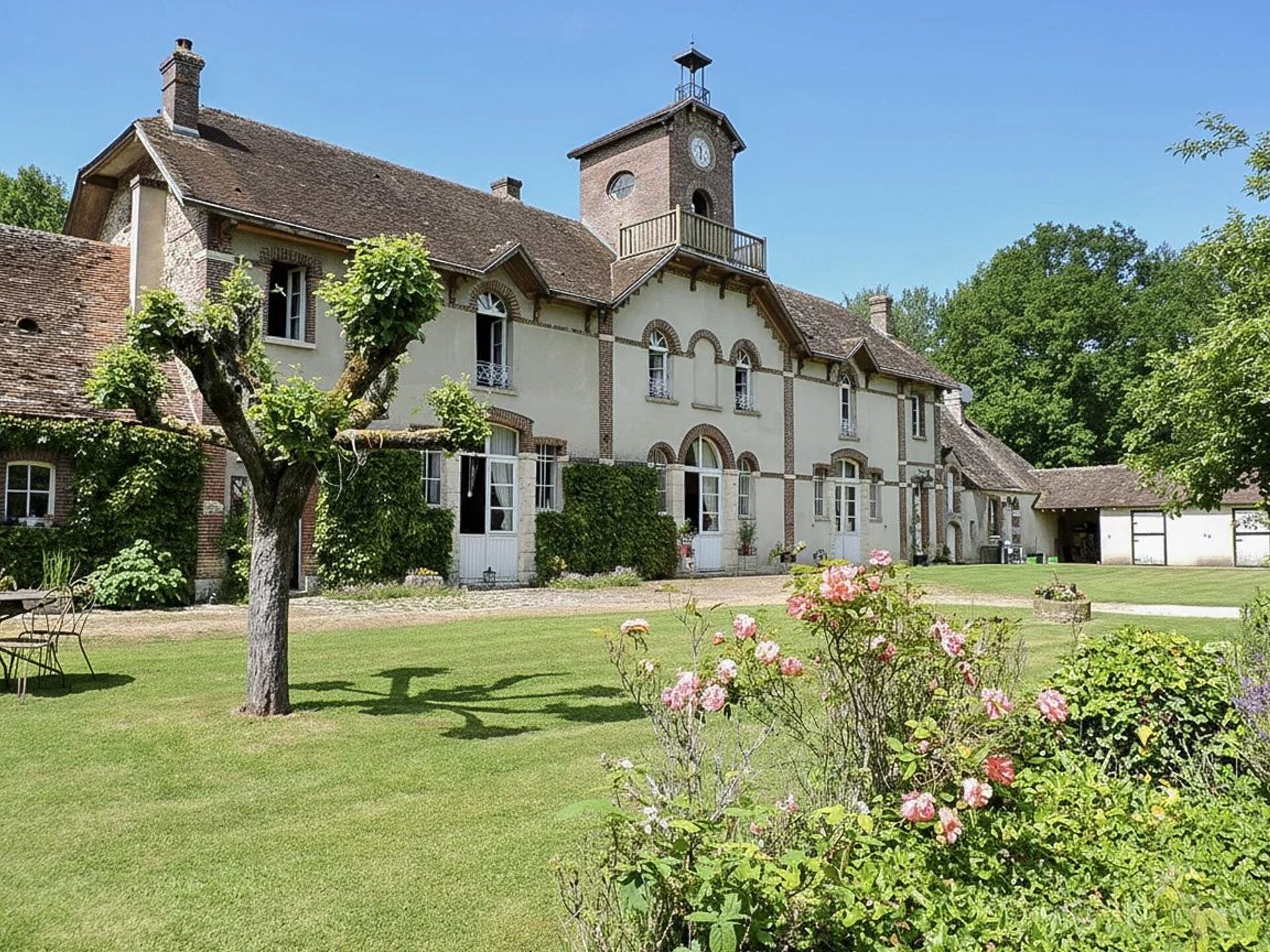 Maison 400 m² · à Chartres · 400 m² · 1 490 000 €