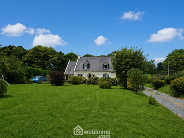 Maison - 119m² - Ploëzal — photo du bien