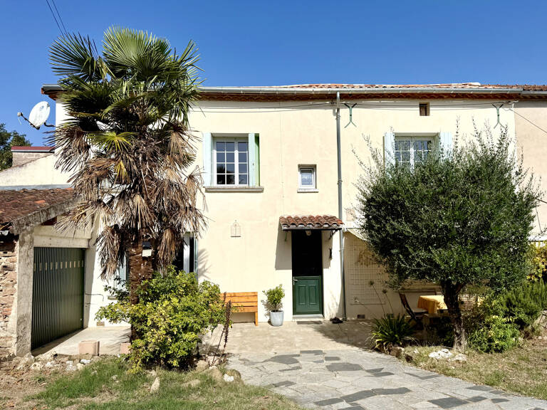 Maison - 144m2 - 4 pièces — photo 1